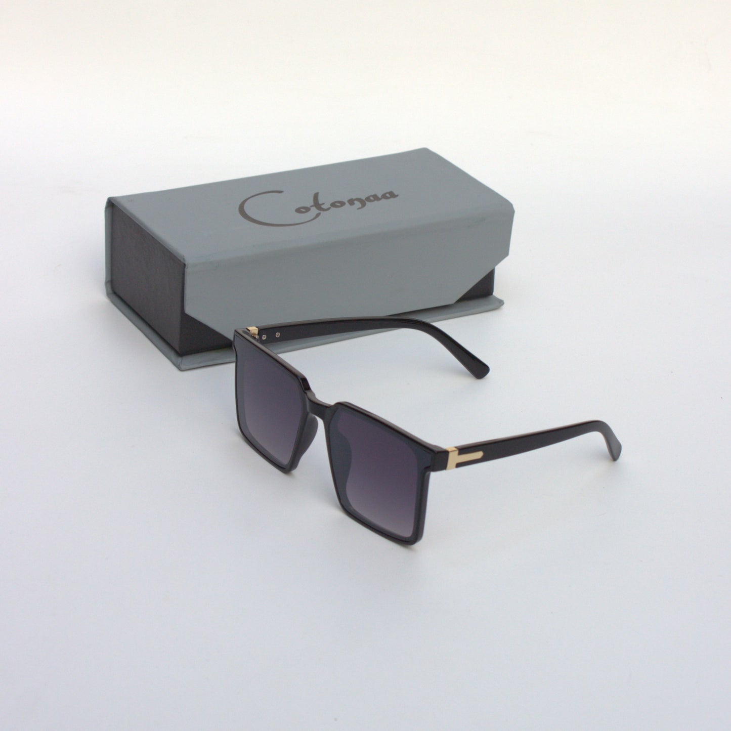 A-9084-Black-Square-Oversize-Sunglasses