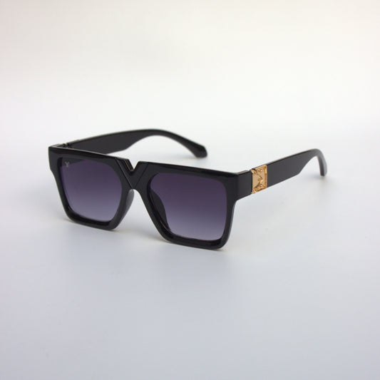 A-9066-Suqare-Black-V-Cut-Sunglasses